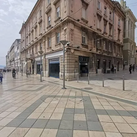 Teni Σπλιτ